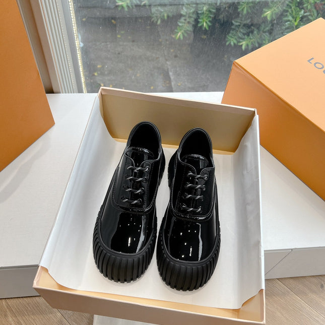 LV ARCHLIGHT SKATE SNEAKER IN BLACK GLOSSY CALFSKIN