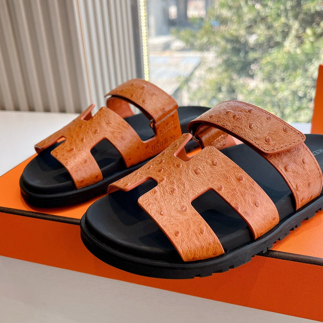 CHYPRE SANDAL IN VIVID ORANGE GRAINED CALFSKIN