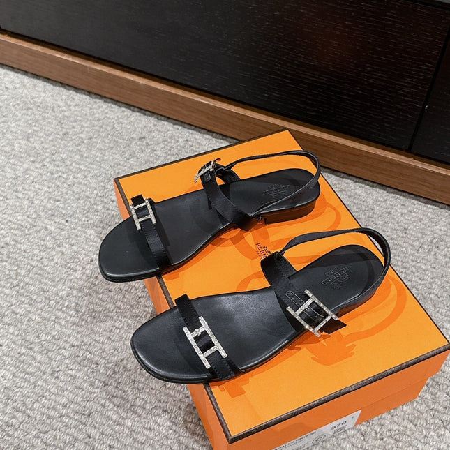 BUCKLE SANDAL BLACK CALFSKIN