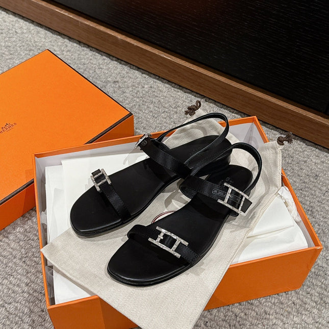 BUCKLE SANDAL BLACK CALFSKIN