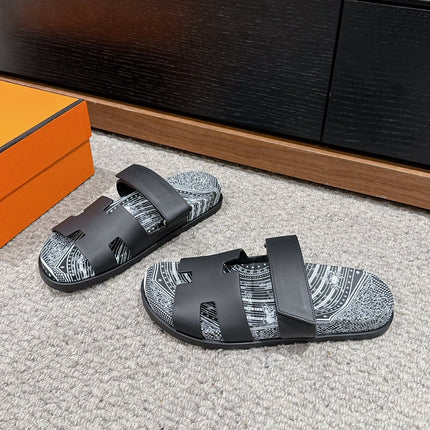 CHYPRE SANDAL BLACK CALFSKIN UNIQUE