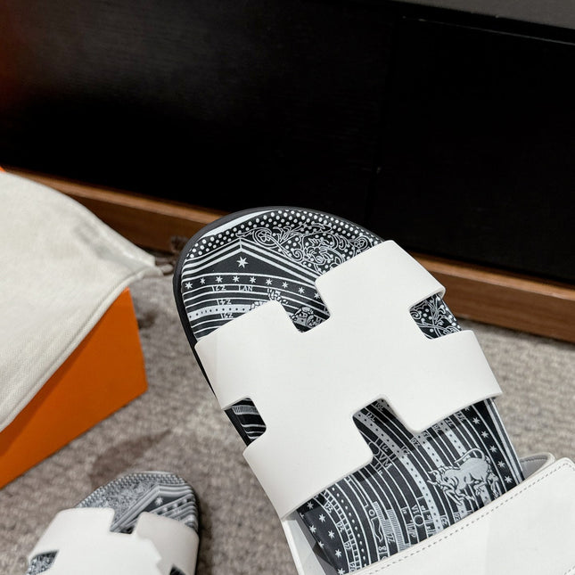 CHYPRE SANDAL WHITE CALFSKIN UNIQUE
