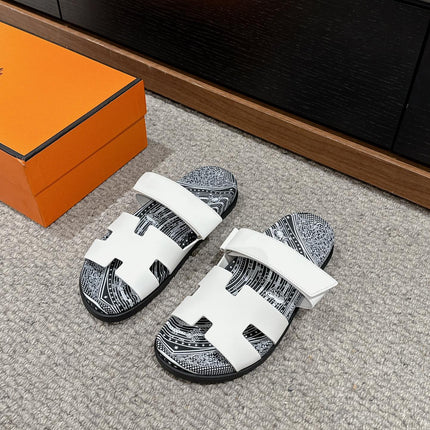 CHYPRE SANDAL WHITE CALFSKIN UNIQUE