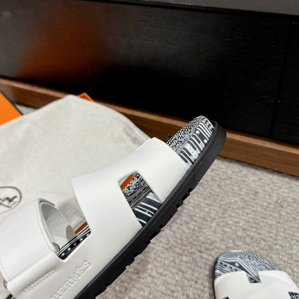 CHYPRE SANDAL WHITE CALFSKIN UNIQUE