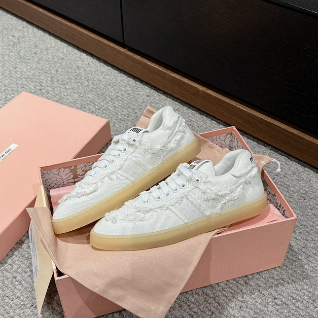 Dexun Sneaker White Canvas