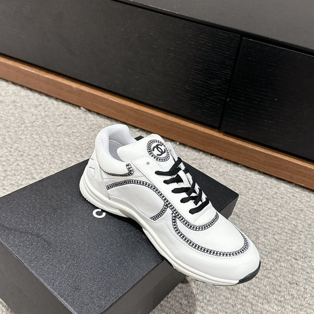 CLASSIC TRAINER IN WHITE MIX BLACK FABRIC