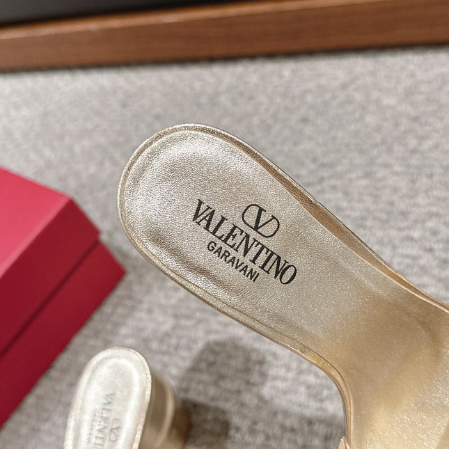 VLOGO SIGNATURE SLIDE SANDAL 60MM IN GOLD CALFSKIN