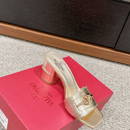 VLOGO SIGNATURE SLIDE SANDAL 60MM IN GOLD CALFSKIN