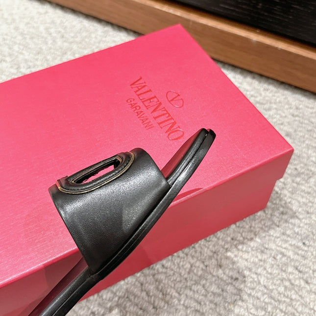 VLOGO CUT-OUT BLACK CALFSKIN SLIDE SANDAL