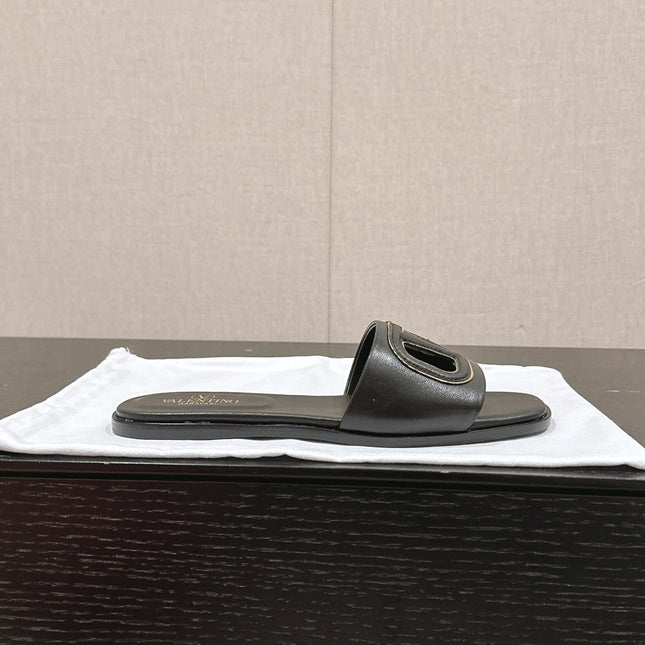 VLOGO CUT-OUT BLACK CALFSKIN SLIDE SANDAL