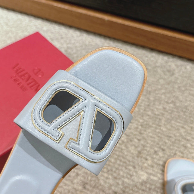 VLOGO CUT-OUT LIGHT BLUE CALFSKIN SLIDE SANDAL