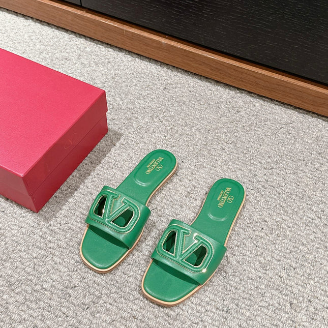 VLOGO CUT-OUT EMERALD GREEN CALFSKIN SLIDE SANDAL
