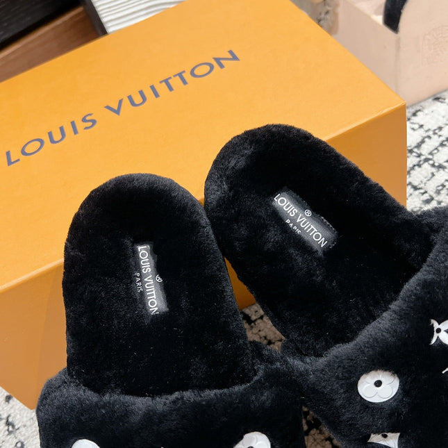 SLIPPER IN BLACK WOOL
