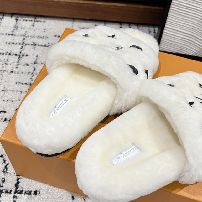 SLIPPER IN WHITE WOOL