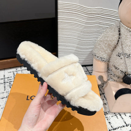SLIPPER IN BEIGE BISQUE FLEECE