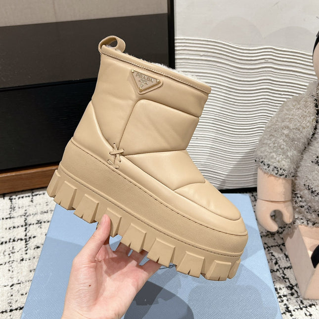 MONOLITH ANKLE BOOTS WITH STRAP IN BUFF BEIGE CALFSKIN AND FLEECE LINING