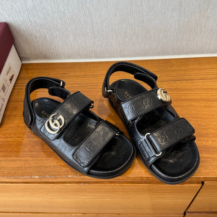 GG SANDALS S25 IN BLACK LAMBSKIN EMBOSSED LOGO WITH GOLD HARDWARE