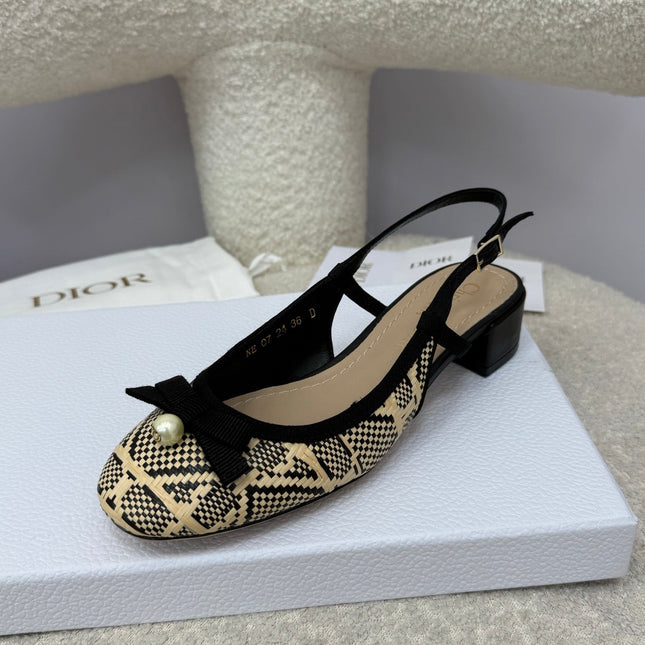DIOR HIGH SLINGBACK 30 MM 25S IN BLACK AND BEIGE RAFFIA WITH PEARL