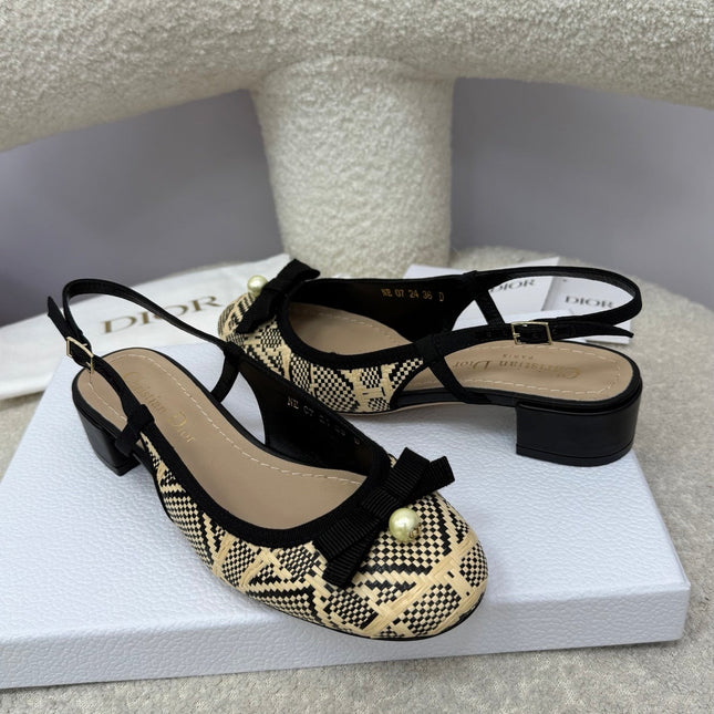 DIOR HIGH SLINGBACK 30 MM 25S IN BLACK AND BEIGE RAFFIA WITH PEARL