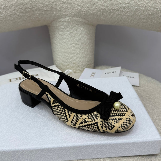 DIOR HIGH SLINGBACK 30 MM 25S IN BLACK AND BEIGE RAFFIA WITH PEARL