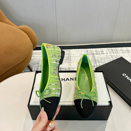 BALLET FLATS IN EMERALD GREEN TWEED AND FABRIC