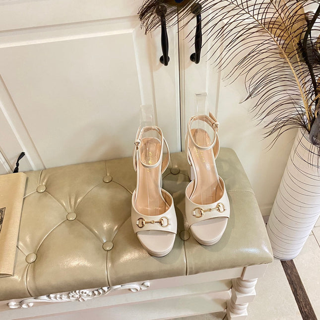 GG HORSEBIT PLATFORM SANDAL IN WHITE SHEEPSKIN