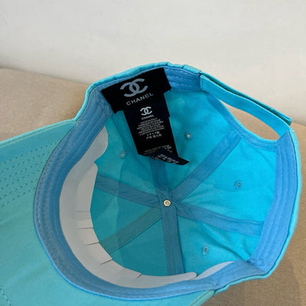BASEBALL HAT IN BRIGHT CYAN COTTON 672892
