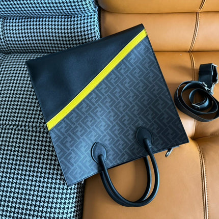 FENDI 38 BAG FF MONOGRAM FF BLACK CALFSKIN WITH STRAP