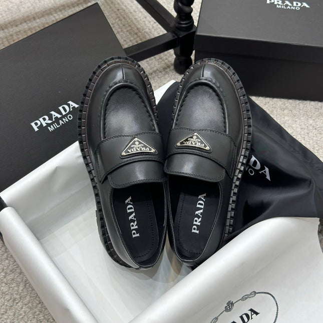 PRADA 25S LOAFER 50MM IN BLACK CALFSKIN LOGO