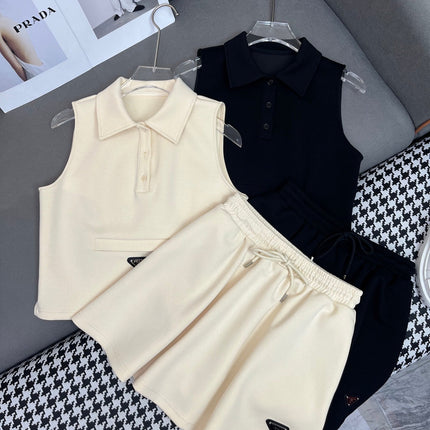 MATCHING SET WITH SLEEVELESS TOP AND SHORT SKIRT