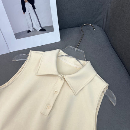 MATCHING SET WITH SLEEVELESS TOP AND SHORT SKIRT