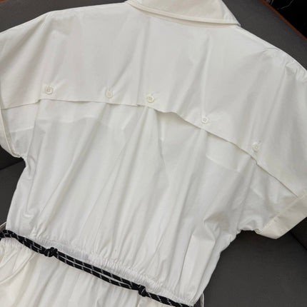 MM LONG DRESS IN WHITE TEXTURED FABRIC WITH BELT