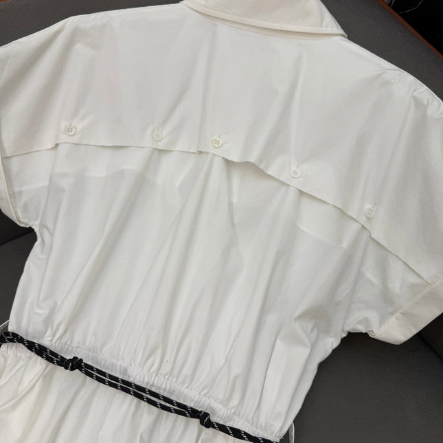 MM LONG DRESS IN WHITE TEXTURED FABRIC WITH BELT
