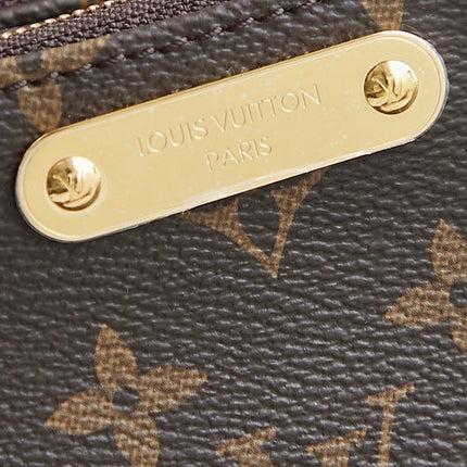 LIV POCHETTE 24 IN BROWN MONOGRAM CANVAS GOLD HARDWARE