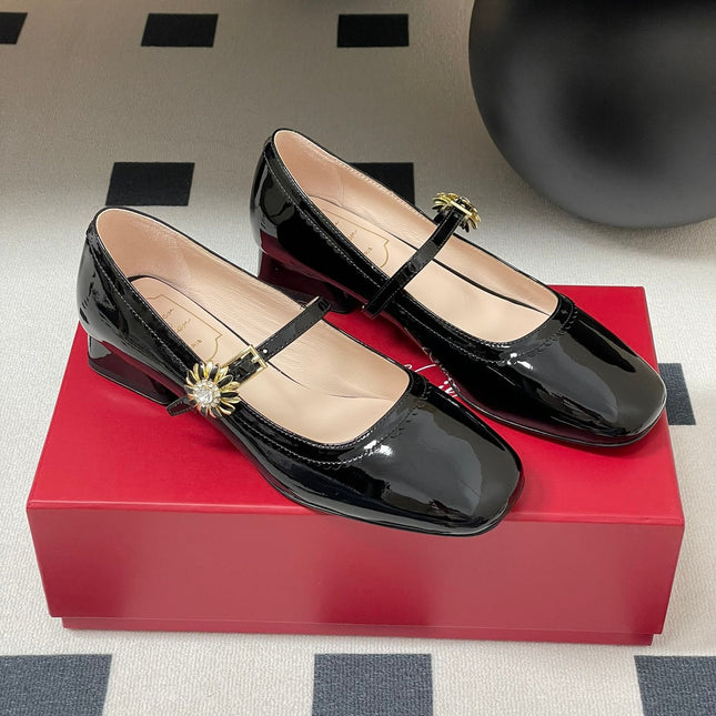 TRÈS VIVIER MARY JANE PUMPS IN BLACK PATENT CALFSKIN