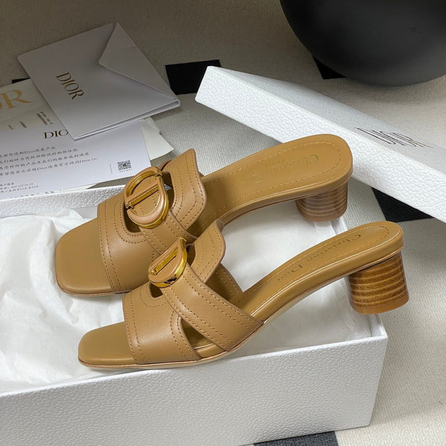 DIOR HIGH HEEL CLASSIC MONTAIGNE 40 MM 25S IN LIGHT BROWN LAMBSKIN WITH CD LOGO