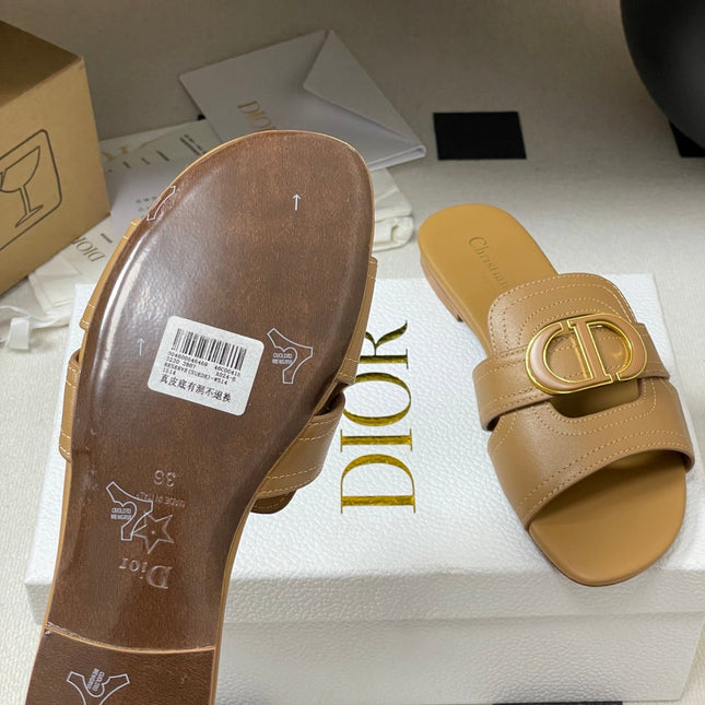 DIOR CLASSIC MONTAIGNE SANDALS 25S IN LIGHT BROWN LAMBSKIN WITH CD LOGO
