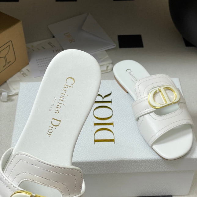 DIOR CLASSIC MONTAIGNE SANDALS 25S IN WHITE LAMBSKIN WITH CD LOGO