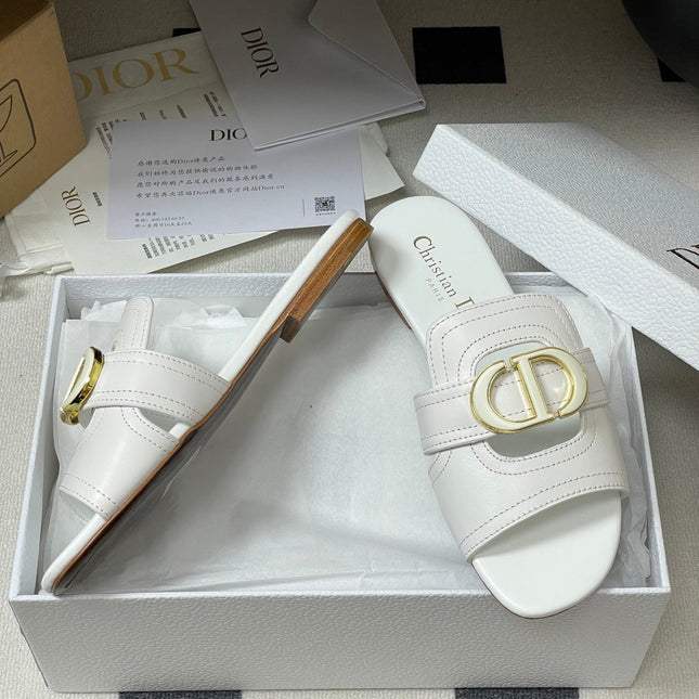 DIOR CLASSIC MONTAIGNE SANDALS 25S IN WHITE LAMBSKIN WITH CD LOGO