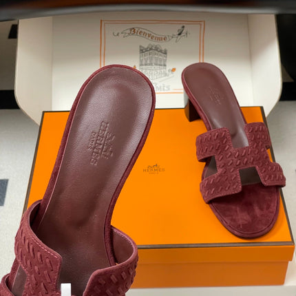 HM 25S ORAN HIGH‑HEEL SANDAL IN DARK RED SUEDE AND LAMBSKIN