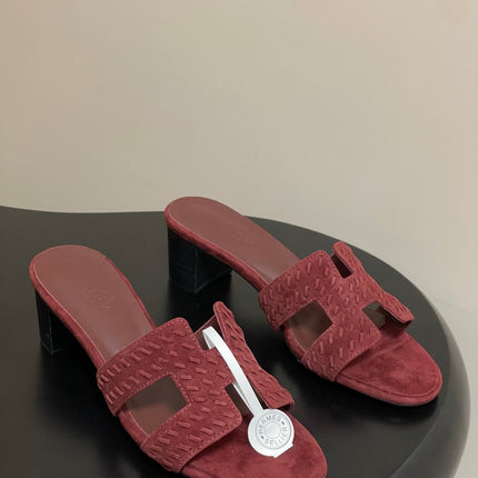 HM 25S ORAN HIGH‑HEEL SANDAL IN DARK RED SUEDE AND LAMBSKIN