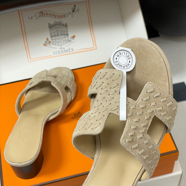 HM 25S ORAN HIGH‑HEEL SANDAL IN BEIGE SUEDE AND LAMBSKIN