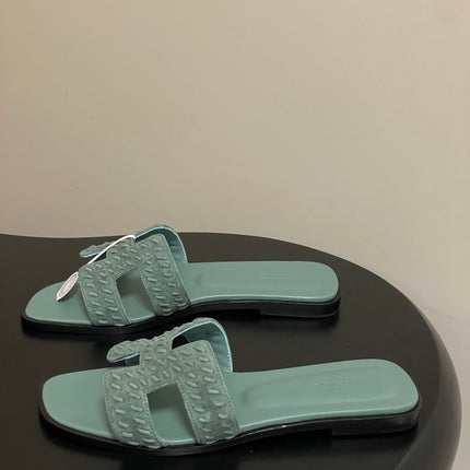HM 25S ORAN SANDAL IN DUSTY MOSS GREEN SUEDE AND LAMBSKIN