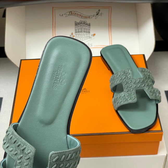 HM 25S ORAN SANDAL IN DUSTY MOSS GREEN SUEDE AND LAMBSKIN