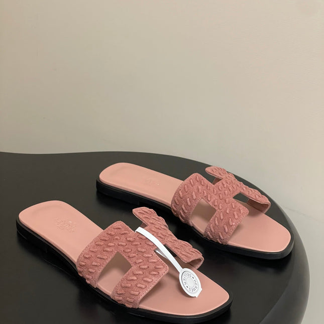 HM 25S ORAN SANDAL IN PEACHY PINK SUEDE AND LAMBSKIN