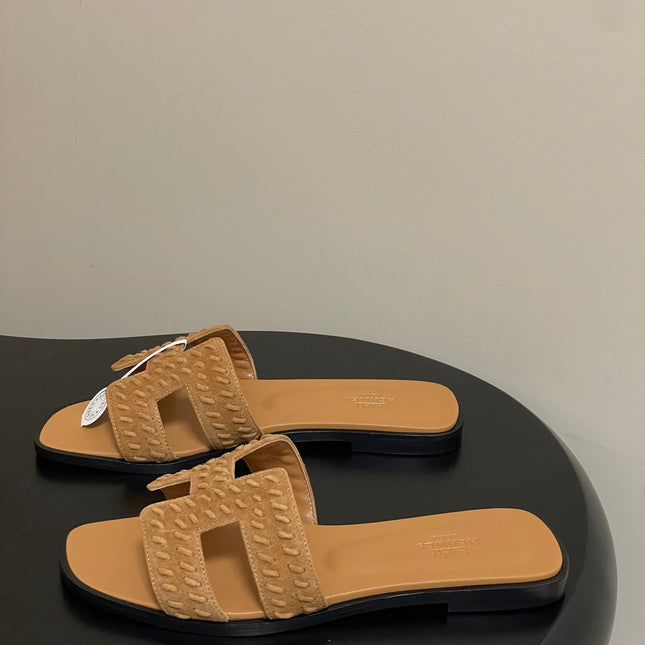 HM 25S ORAN SANDAL IN LIGHT BROWN SUEDE AND LAMBSKIN