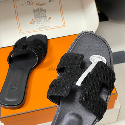 HM 25S ORAN SANDAL IN BLACK SUEDE AND LAMBSKIN