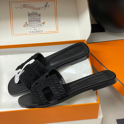 HM 25S ORAN SANDAL IN BLACK SUEDE AND LAMBSKIN
