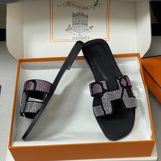 HM 25S ORAN SANDAL IN BLACK LAMBSKIN WITH WHITE MIX PINK STONE DETAILS