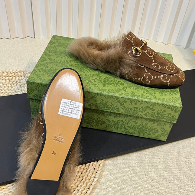 HORSEBIT MULE IN COCOA BROWN MONOGRAM VELVET AND LAMB WOOL LINING